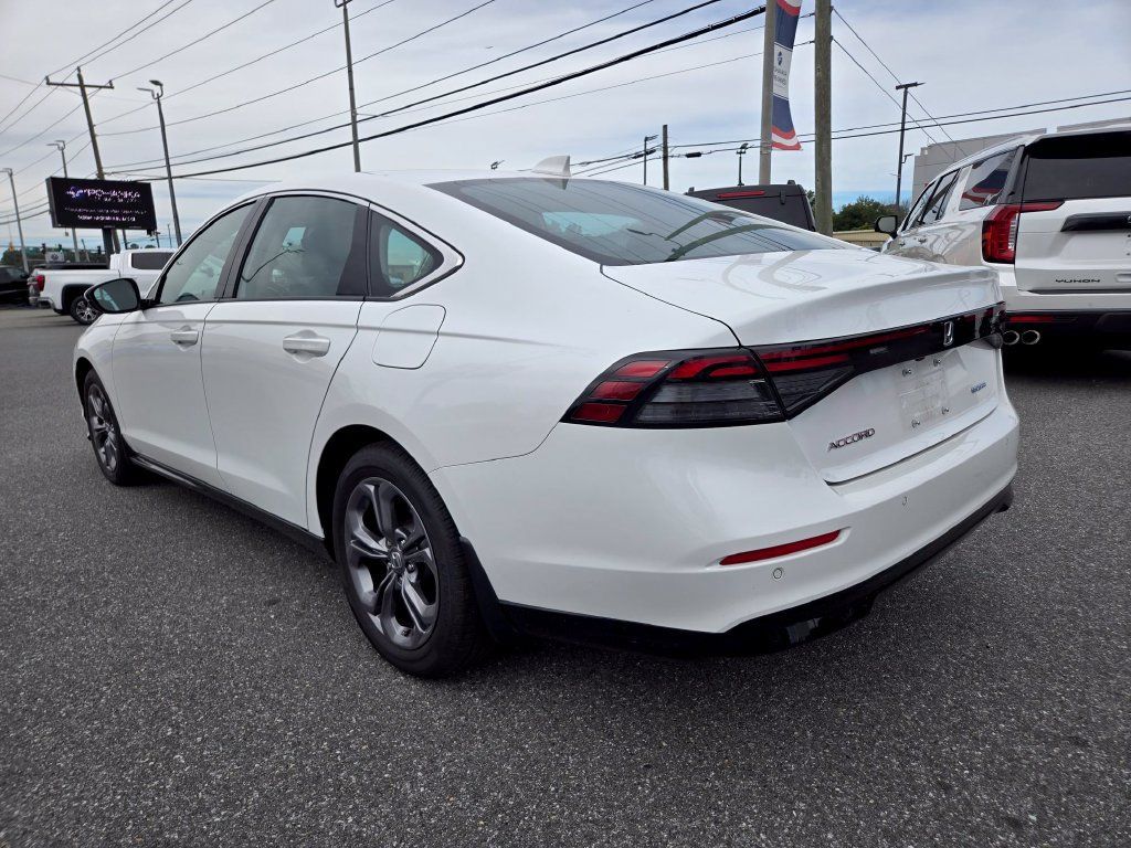 Used 2025 Honda Accord EX-L image 7
