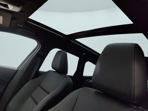 Used 2026 BMW X1 xDrive28i image 12