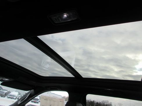 New 2026 GMC Yukon XL Denali w/ Sun & Power Step Package image 15