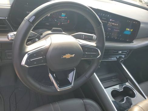 Certified 2026 Chevrolet Tahoe High Country AWD/4WD image 18