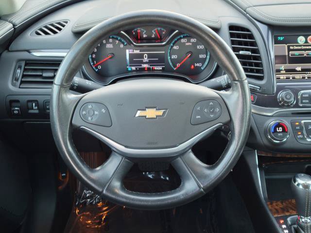 Used 2015 Chevrolet Impala LT w/ Convenience Package FWD image 31