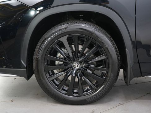 Certified 2026 Toyota Highlander XSE AWD/4WD image 28