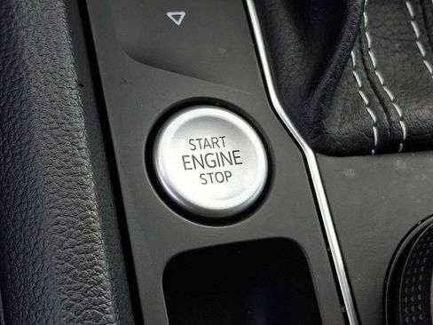 Used 2022 Volkswagen Atlas SE image 19