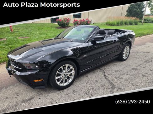 Used 2010 Ford Mustang GT Premium RWD image 1