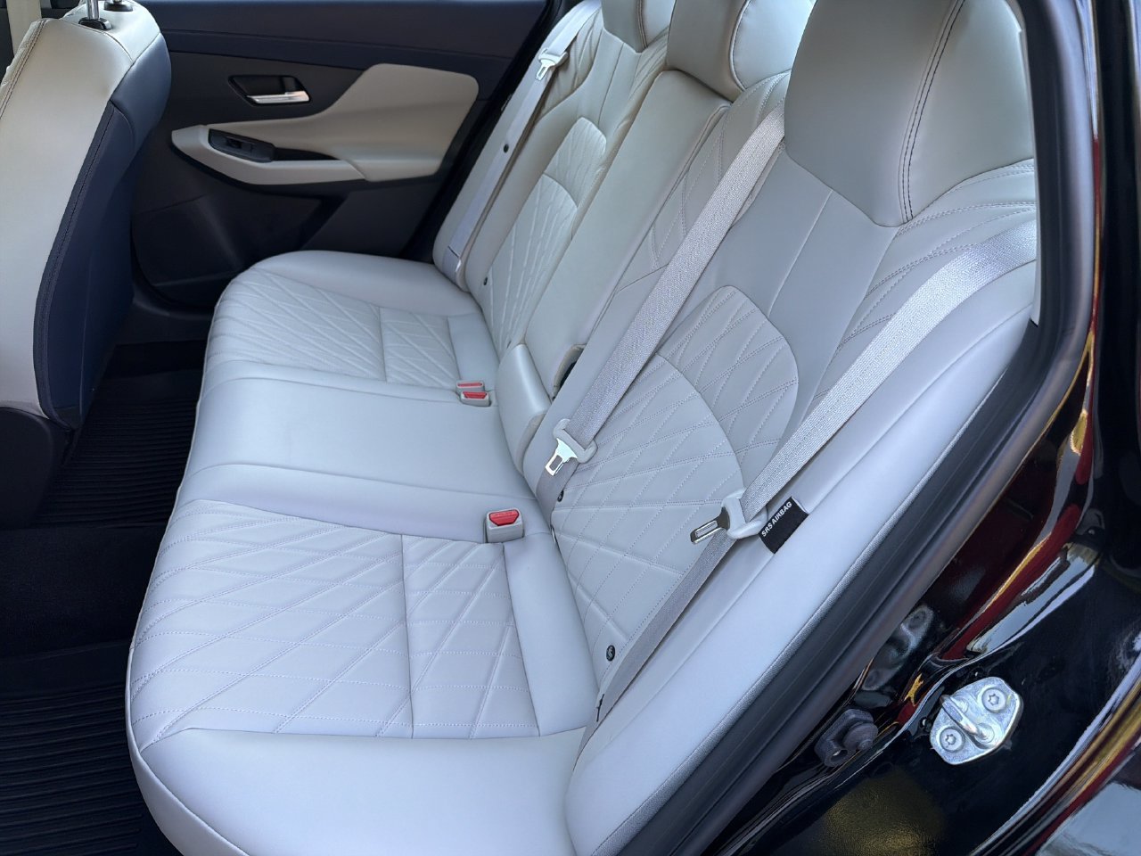 Certified 2026 Nissan Sentra SL w/ Floor Mat Package FWD image 19