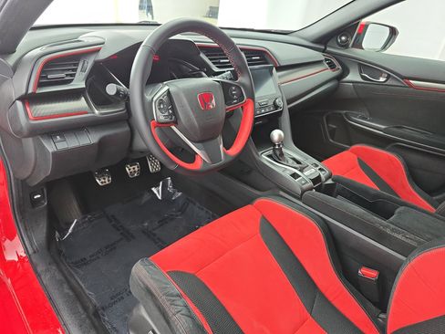 Certified 2018 Honda Civic Type R image 15