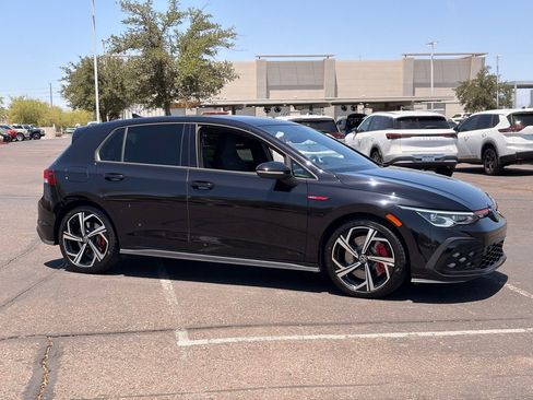 Used 2024 Volkswagen GTI SE FWD image 8