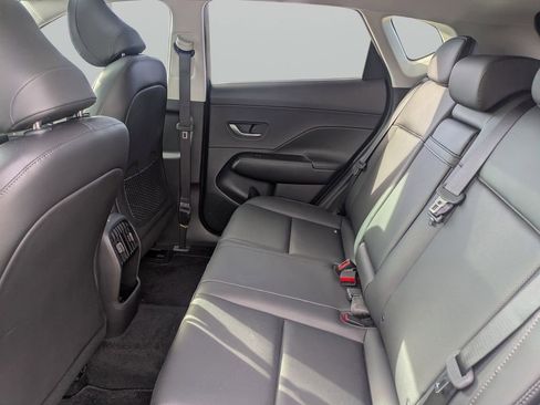 Used 2024 Hyundai Kona Limited image 14