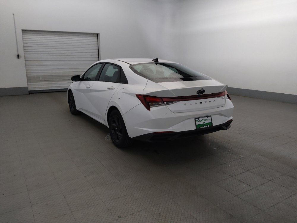 Used 2021 Hyundai Elantra SEL FWD image 5