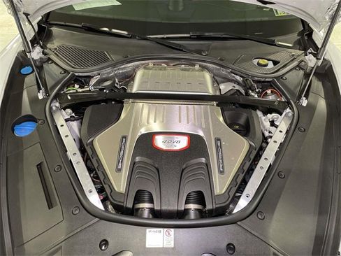 Used 2021 Porsche Panamera GTS image 24