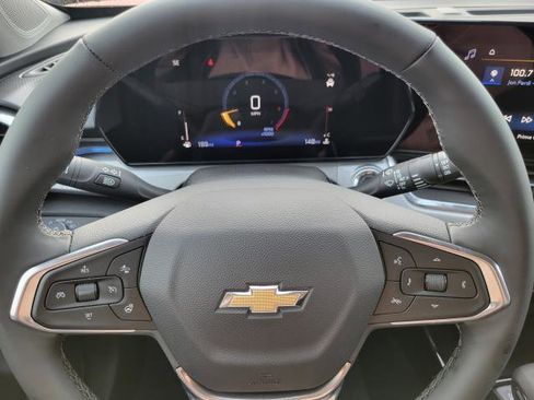 New 2026 Chevrolet Trax LT w/ Driver Confidence Package image 9