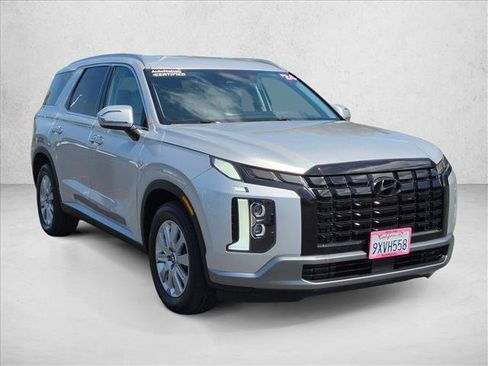 Used 2024 Hyundai Palisade SEL FWD image 3