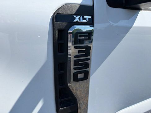 Used 2024 Ford F350 XLT AWD/4WD image 9