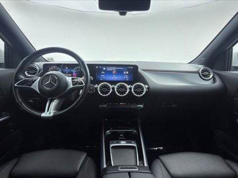 Used 2025 Mercedes-Benz GLA 250 4MATIC w/ Winter Package image 26