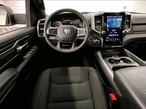 Used 2025 RAM 1500 Big Horn AWD/4WD image 6