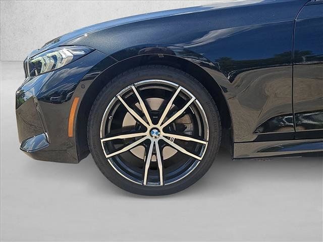 Used 2024 BMW 330i Sedan w/ M Sport Package RWD image 21