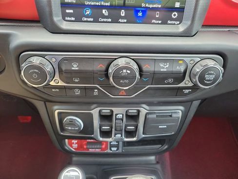 Used 2021 Jeep Gladiator Rubicon AWD/4WD image 28
