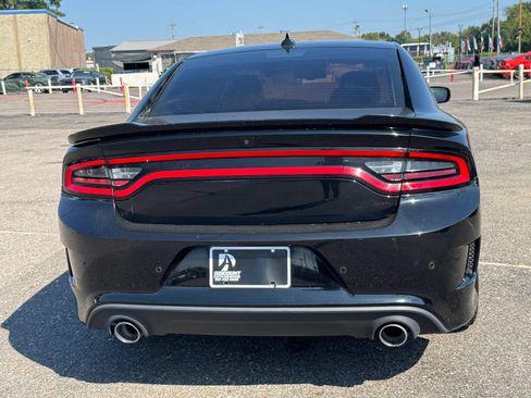 Used 2020 Dodge Charger R/T RWD image 9