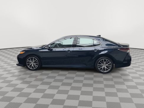 Used 2021 Toyota Camry XLE w/ Navigation Package AWD/4WD image 37