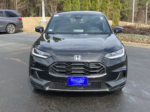 Certified 2024 Honda HR-V Sport image 3