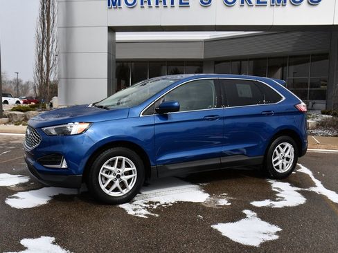 Used 2023 Ford Edge SEL w/ Convenience Package image 2