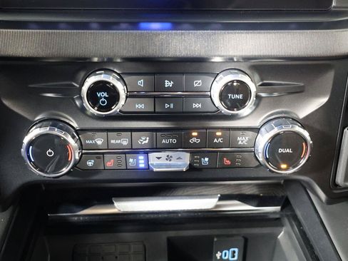 Used 2024 Ford F250 Platinum AWD/4WD image 17