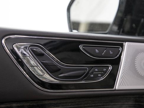Used 2022 Lincoln Navigator L Black Label AWD/4WD image 26