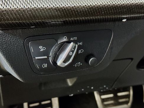 Used 2023 Audi SQ5 Premium w/ Convenience Package image 13