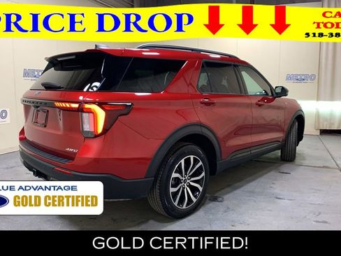 Certified 2025 Ford Explorer ST-Line AWD/4WD image 3
