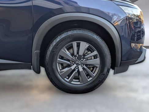 Used 2022 Nissan Pathfinder SV image 12