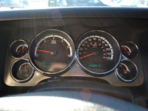 Used 2009 HUMMER H2 Luxury image 17