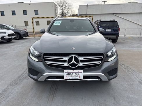 Used 2019 Mercedes-Benz GLC 300 4MATIC image 2