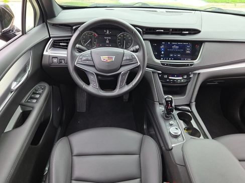 Used 2023 Cadillac XT5 Luxury w/ LPO, Floor Liner Package AWD/4WD image 17