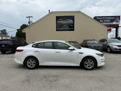 Used 2016 Kia Optima LX FWD image 8