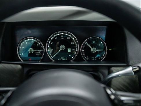 Used 2020 Rolls-Royce Cullinan image 24