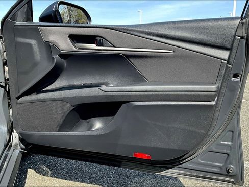 Used 2025 Toyota Camry LE image 22