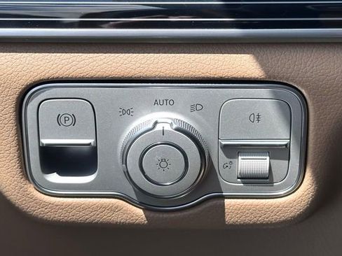 New 2026 Mercedes-Benz GLS 450 4MATIC image 17