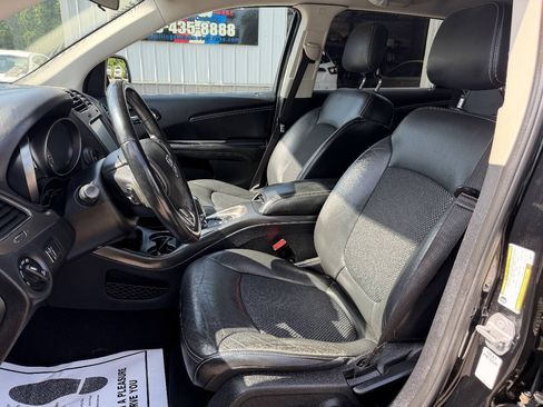 Used 2018 Dodge Journey Crossroad AWD/4WD image 16