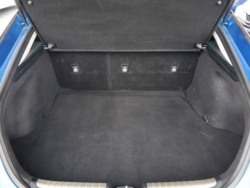 Used 2018 Kia Stinger Premium RWD image 26