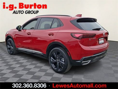 Used 2025 Buick Envision Sport Touring image 4