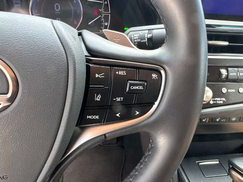 Used 2025 Lexus ES 350 w/ Premium Package FWD image 29