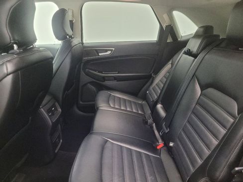 Used 2015 Ford Edge SEL w/ Equipment Group 201A AWD/4WD image 18