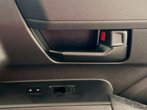 Used 2026 Toyota Tacoma SR5 image 32