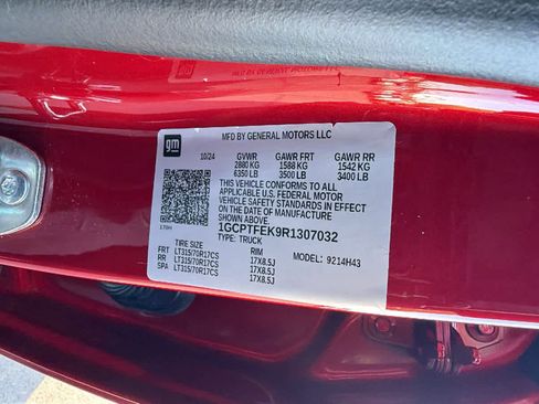 Used 2024 Chevrolet Colorado ZR2 w/ ZR2 Bison Edition AWD/4WD image 30