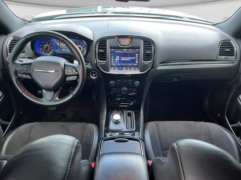 Used 2018 Chrysler 300 S w/ S Model Appearance Package RWD image 12