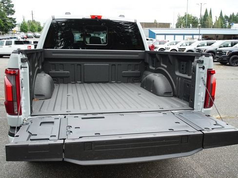 Certified 2024 Ford F150 Platinum w/ FX4 Off-Road Package AWD/4WD image 34