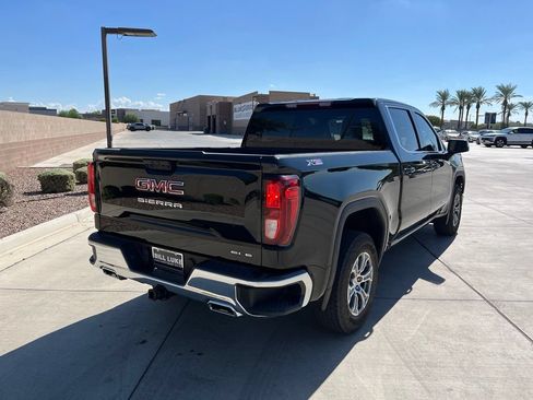 Used 2024 GMC Sierra 1500 SLE AWD/4WD image 10