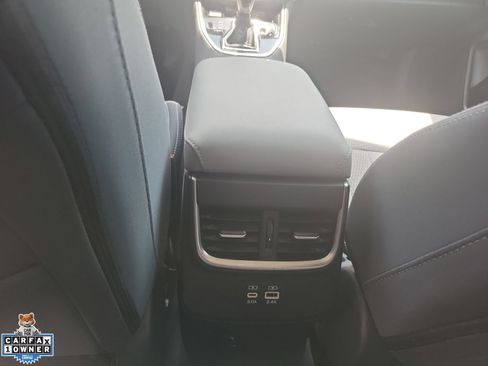 Used 2025 Subaru Outback Premium AWD/4WD image 24