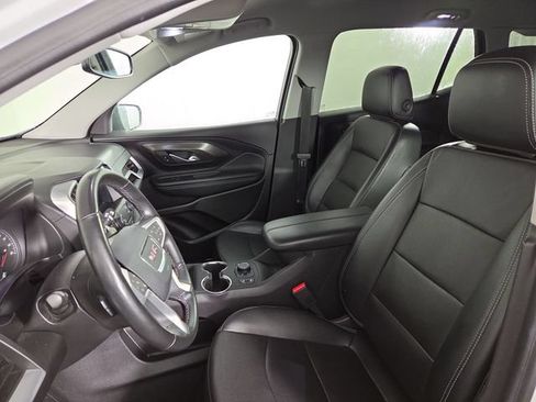 Used 2024 GMC Terrain SLT AWD/4WD image 13