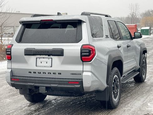Used 2025 Toyota 4Runner TRD Off-Road AWD/4WD image 15